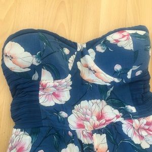 Jumpsuit bustier- Sz M